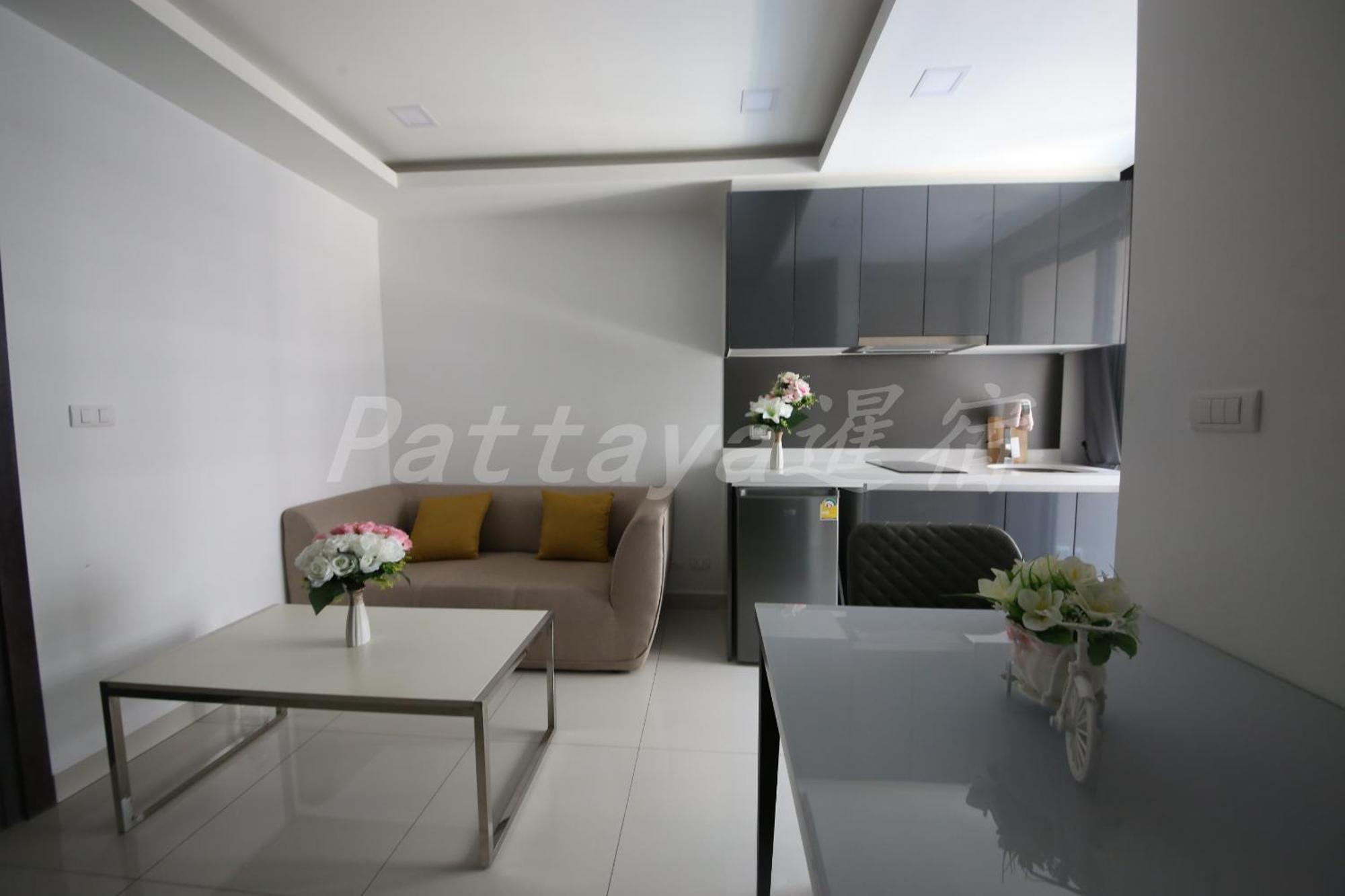 Arcadia Waters Condo Resort Pattaya Bagian luar foto